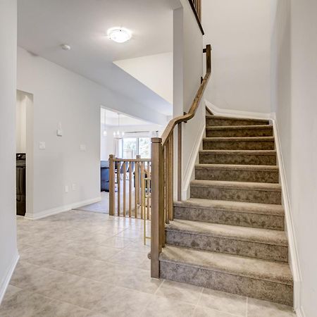 Luxury Living At The Falls - 4 Bed House Ниагарски водопад Екстериор снимка