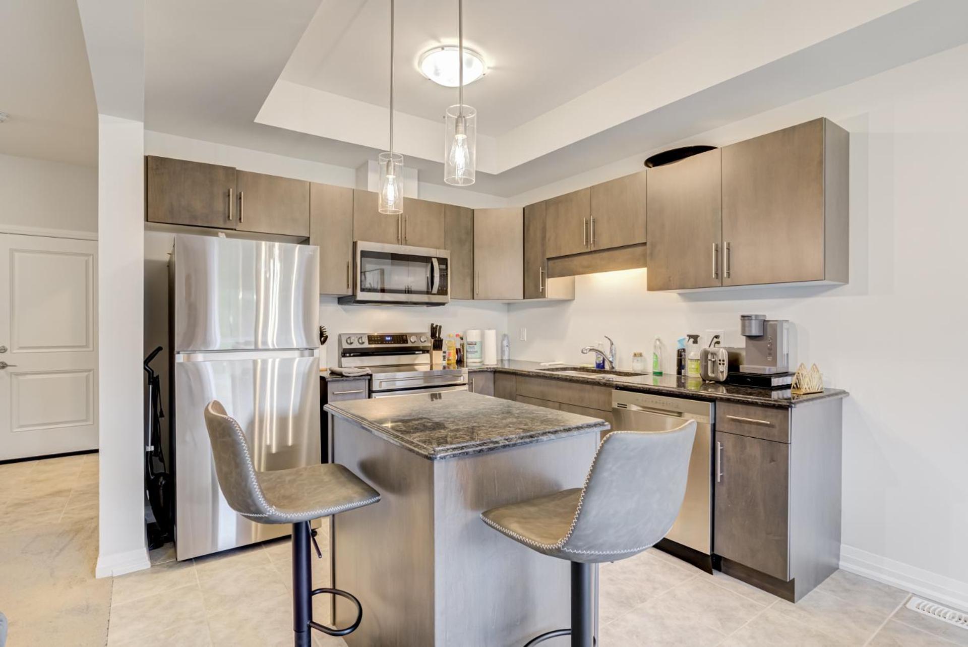 Luxury Living At The Falls - 4 Bed House Ниагарски водопад Екстериор снимка